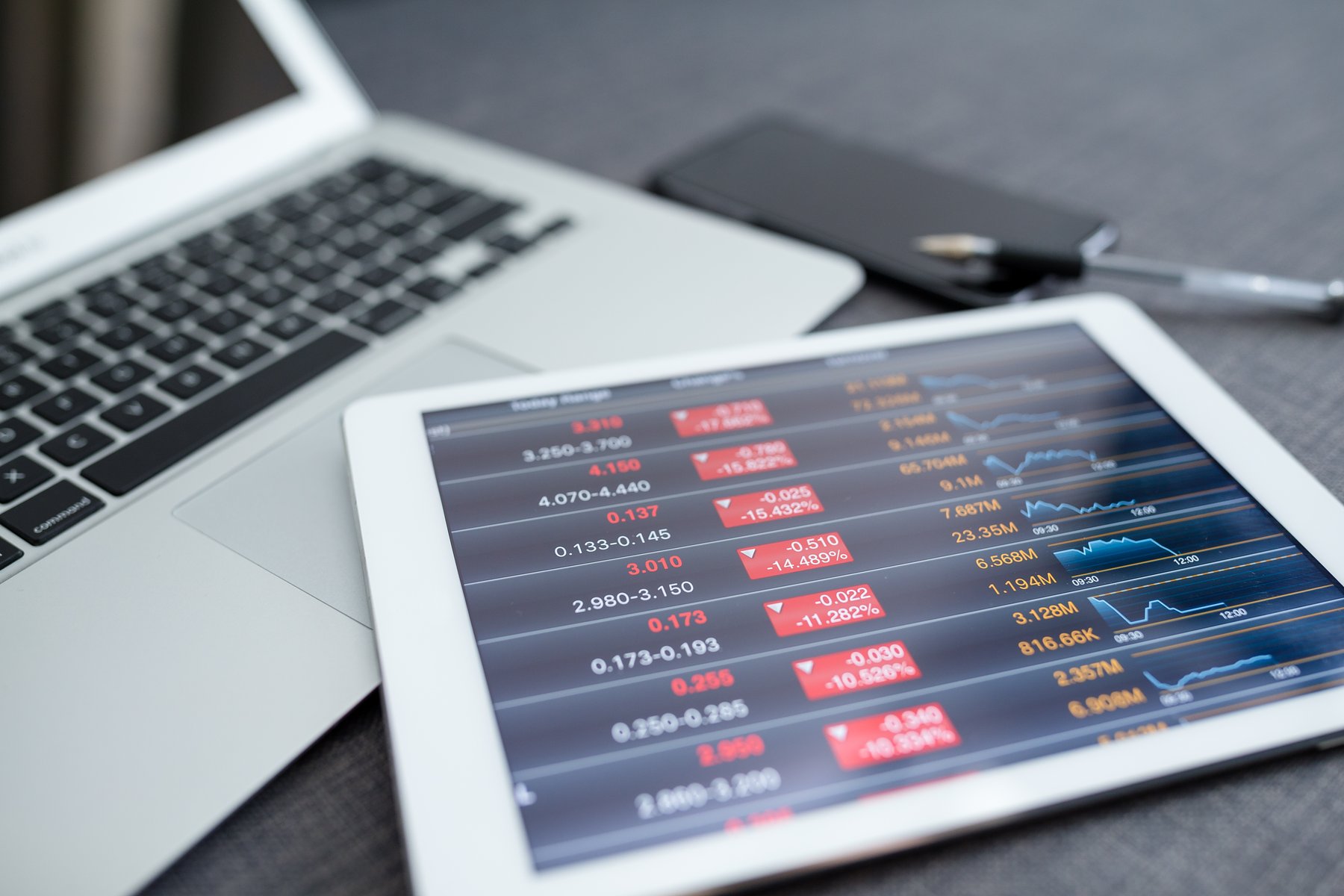 stock-market-data-application-on-a-digital-tablet-2021-08-29-07-15-09-utc